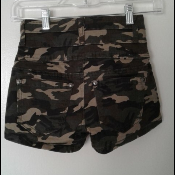 Shorts - Picture 2 of 2